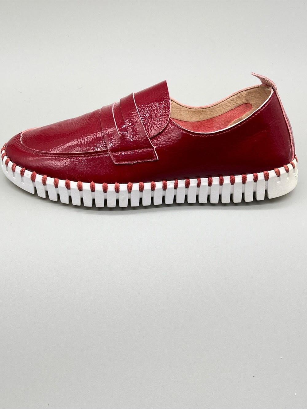 Ilse Jacobsen Tulip Loafers .Size 38. Red patent leather. Designed in Denmark.